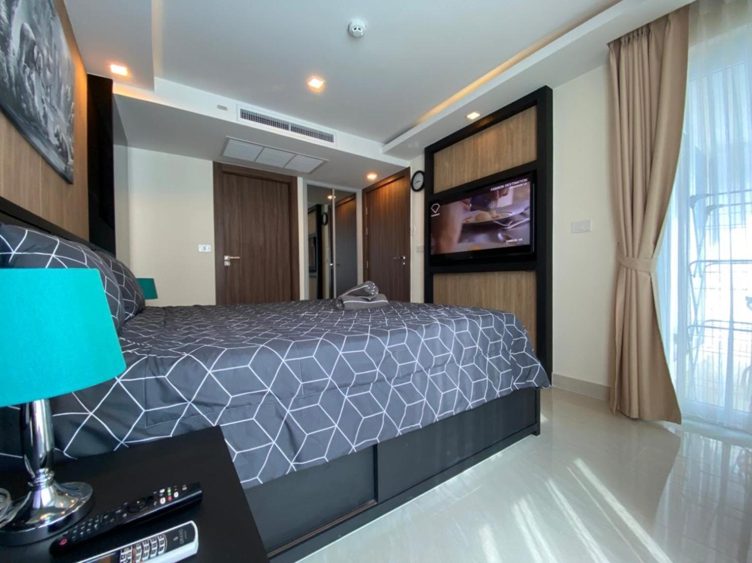 Grand Avenue Suites X Monthstayz Thailand Pattaya ภายนอก รูปภาพ
