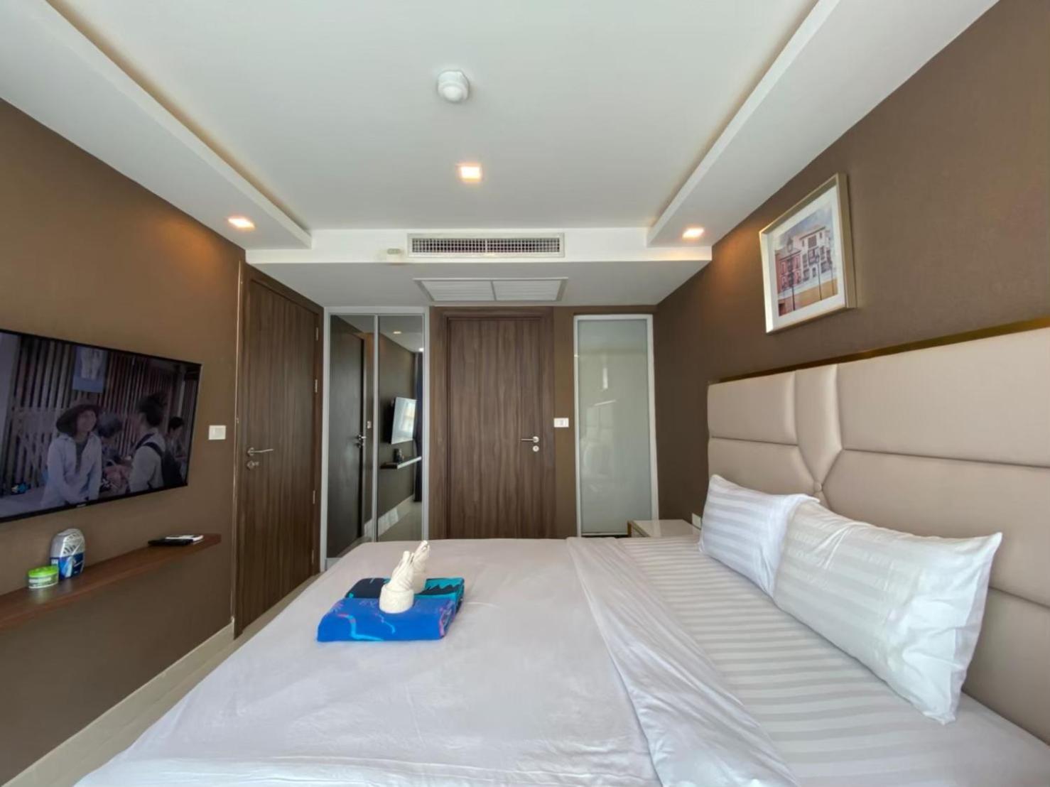 Grand Avenue Suites X Monthstayz Thailand Pattaya ภายนอก รูปภาพ