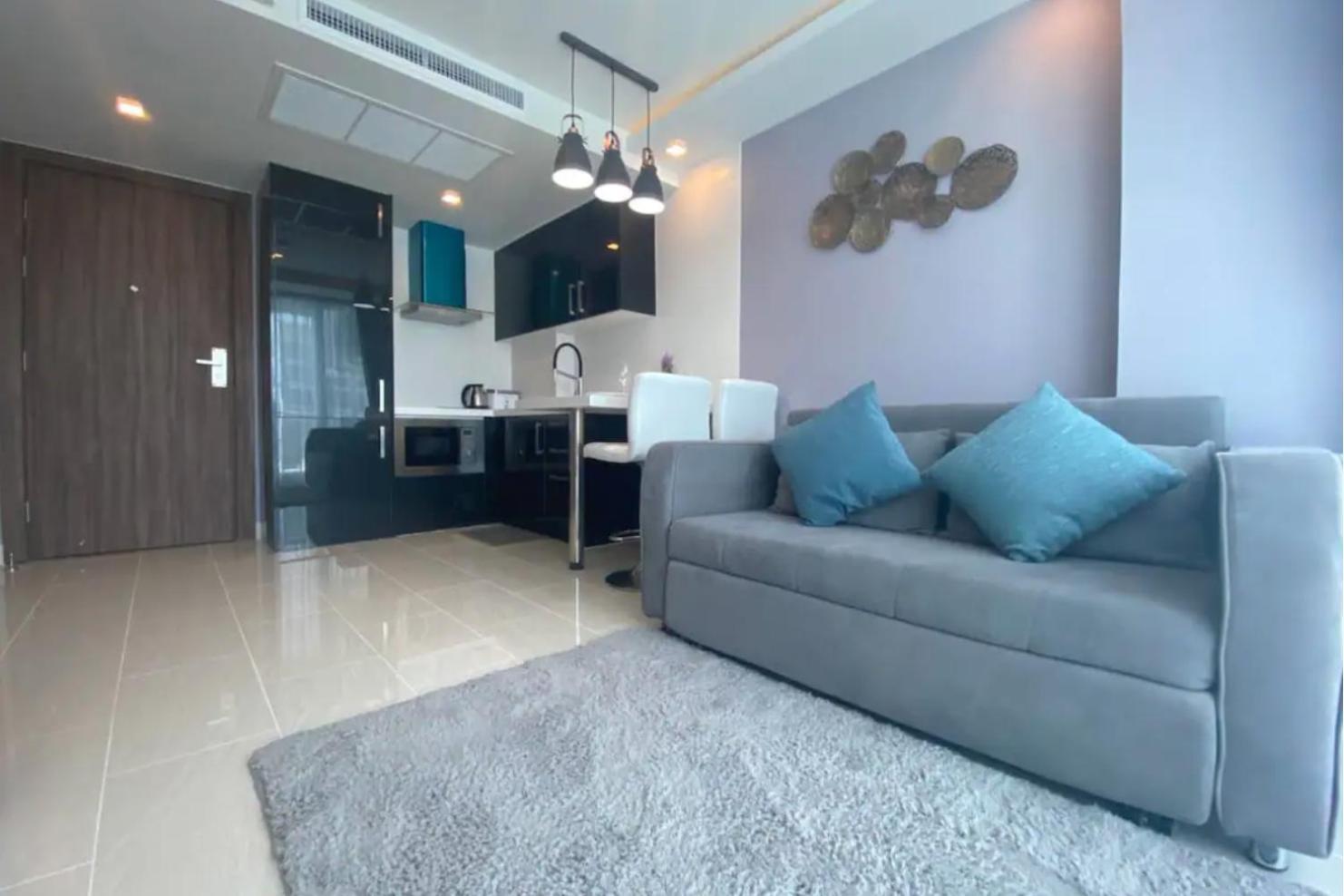 Grand Avenue Suites X Monthstayz Thailand Pattaya ภายนอก รูปภาพ