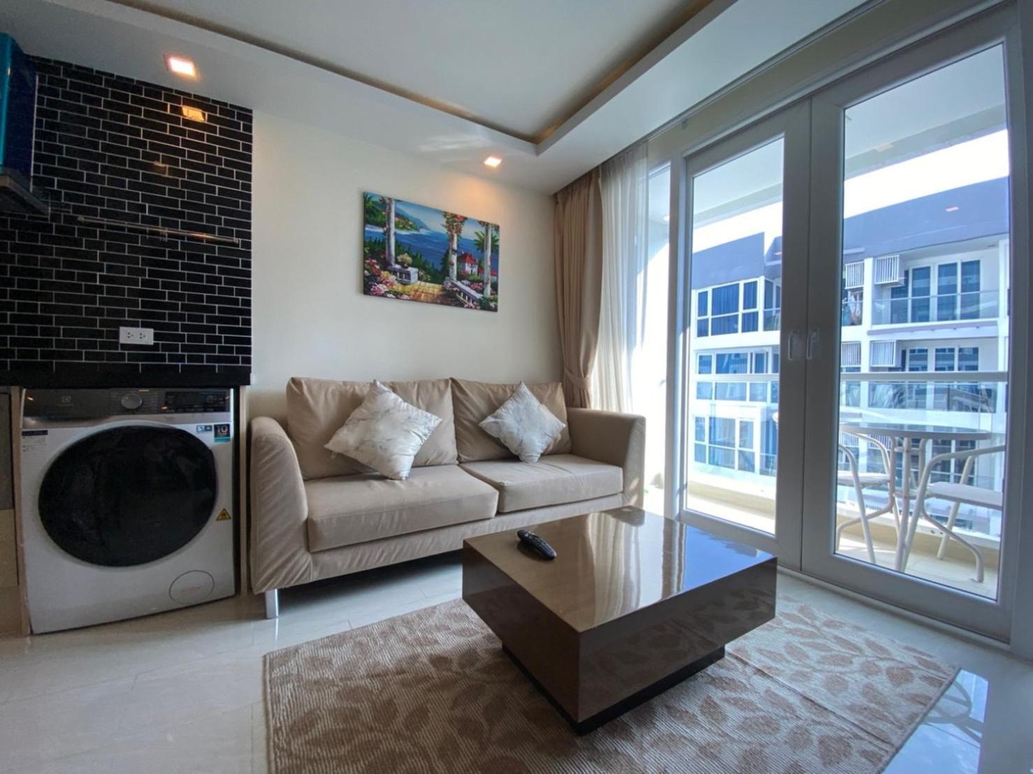 Grand Avenue Suites X Monthstayz Thailand Pattaya ภายนอก รูปภาพ