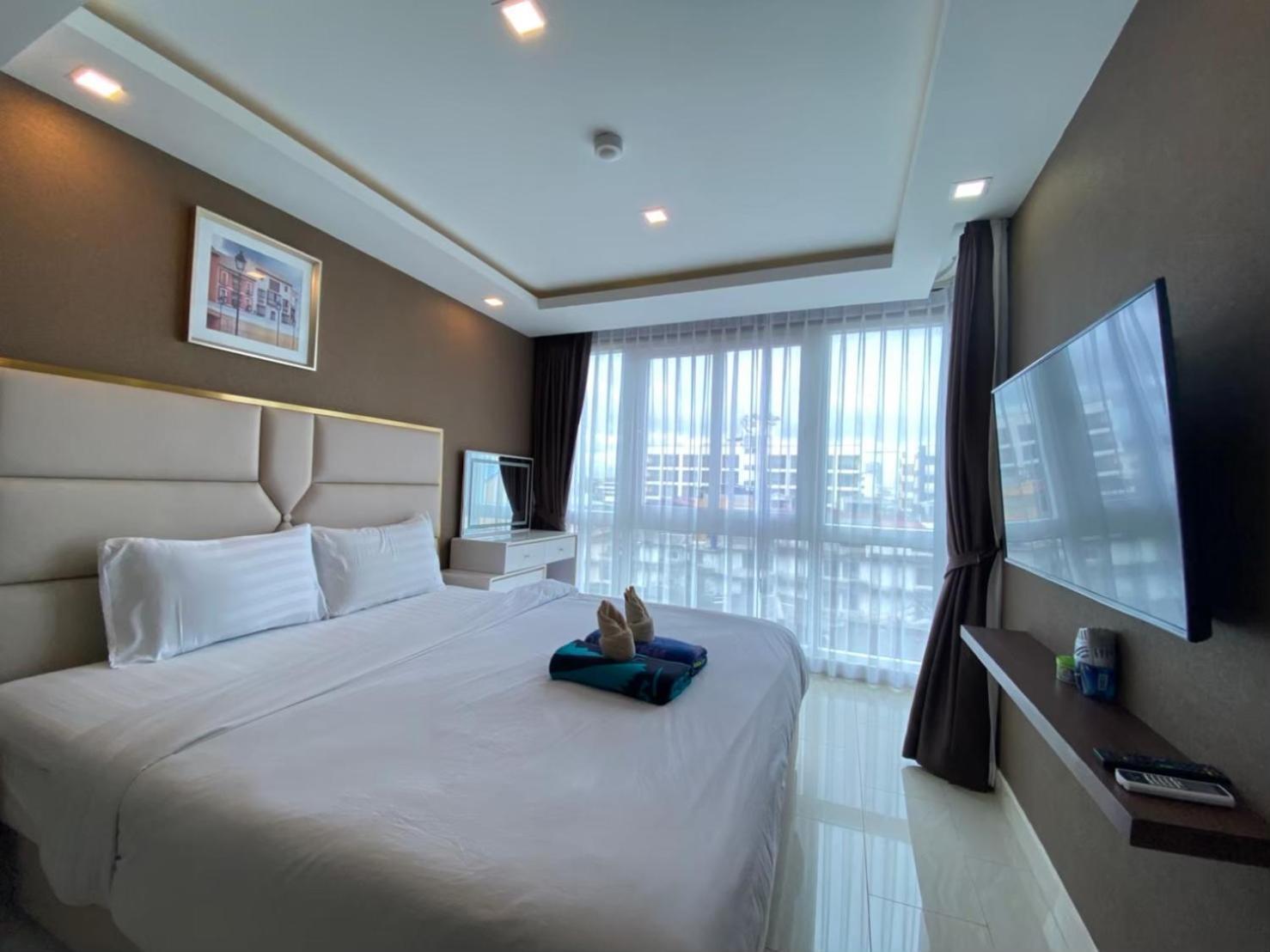 Grand Avenue Suites X Monthstayz Thailand Pattaya ภายนอก รูปภาพ