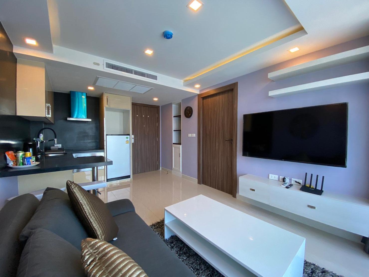 Grand Avenue Suites X Monthstayz Thailand Pattaya ภายนอก รูปภาพ