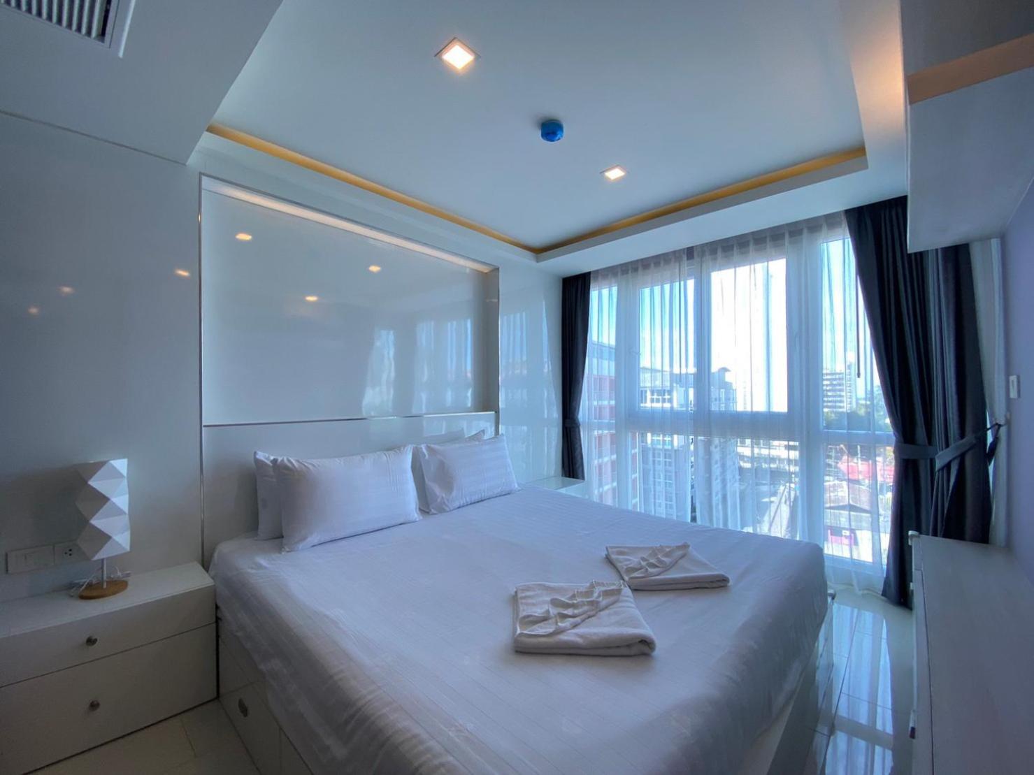 Grand Avenue Suites X Monthstayz Thailand Pattaya ภายนอก รูปภาพ