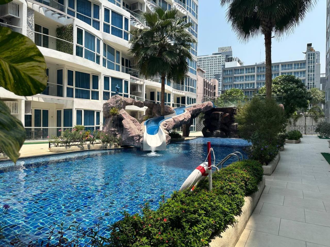Grand Avenue Suites X Monthstayz Thailand Pattaya ภายนอก รูปภาพ